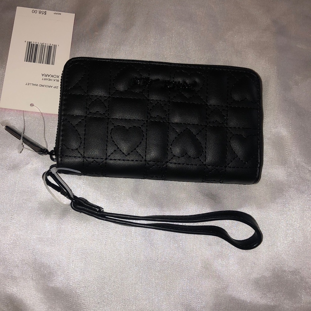 Betsey Johnson Black Faux Leather ZA Wallet Quilted Heart & Geometric Design NWT